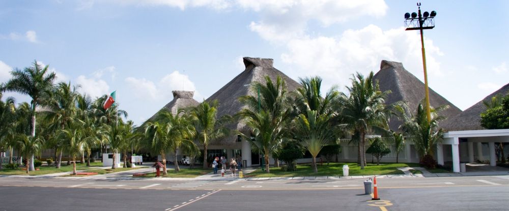 Sun Country HUX Terminal – Bahias De Huatulco International Airport