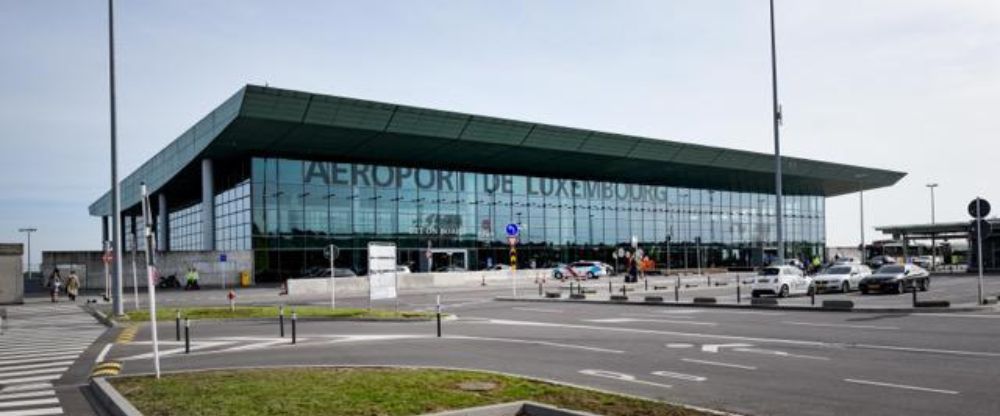Qatar Airways LUX Terminal - Luxembourg Airport