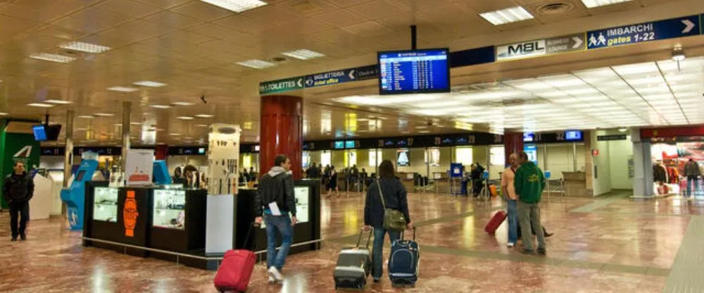 EasyJet Airlines BLQ Terminal – Bologna Guglielmo Marconi Airport