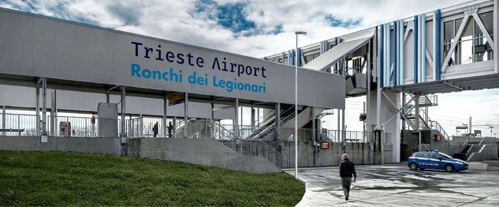 Lufthansa Airlines TRS Terminal – Trieste Airport